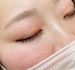 アイブロウ 木藤 みれのマツエク・マツパデザイン