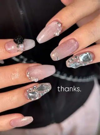 ネイル .8 HAREのネイルデザイン