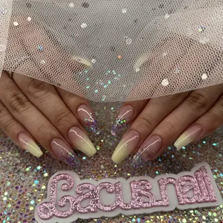 ネイル Nail Salon Lacusのネイルデザイン