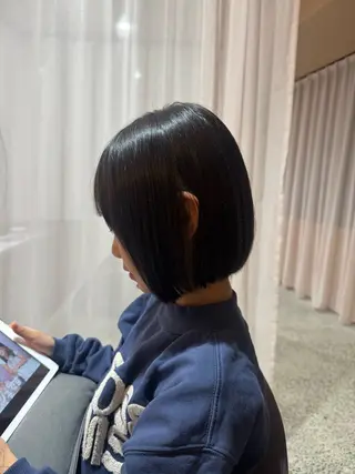 ミディアム 【YOKE】　西田 乃那のヘアスタイル