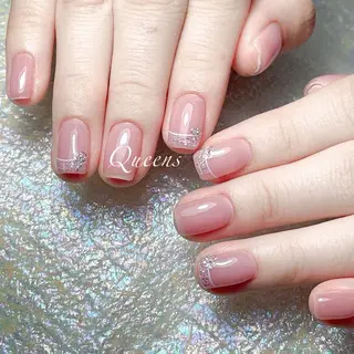 ネイル Queens テイのネイルデザイン