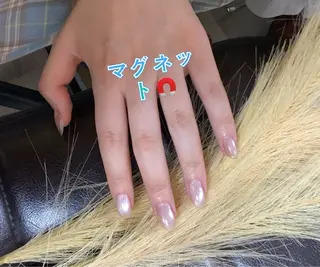 ネイル pink ladyサロン所属・べ にのネイルデザイン