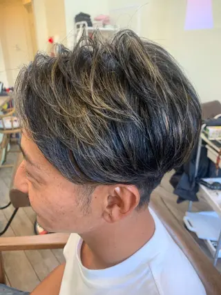 ショート カラー メンズ 鶴見 和美のヘアスタイル