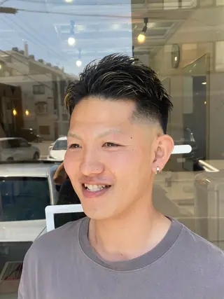 ショート カラー メンズ 深堀 勇弥のヘアスタイル