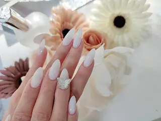 ネイル RUNWAY 　　の眉毛・アイブロウイメージ