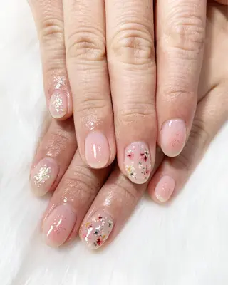 ネイル 渡邊 亜貴のネイルデザイン