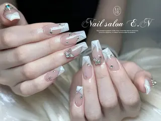 ネイル E.N🦋 長さ出し/持ち込みのネイルデザイン