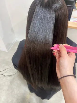 ロング 太田 愛理のヘアスタイル