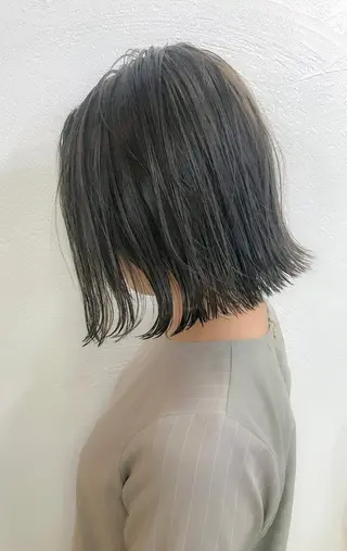 ミディアム 💫カットはなんでも 得意です✂️のヘアスタイル