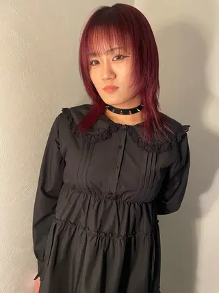 ミディアム 朝倉 まほろのヘアスタイル