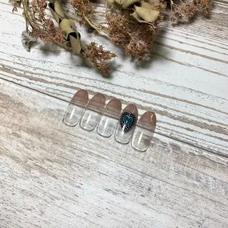 ネイル atelier　FIORITURA所属・FIORITURA aiのネイルデザイン