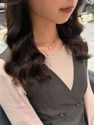 ミディアム パーマ コテ巻きパーマ💙 シノヤユイのヘアスタイル