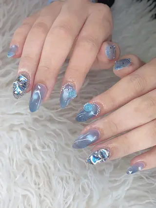 ネイル n o q r m. n a c h iのネイルデザイン