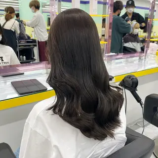 セミロング カラー パーマ ヘアアレンジ メンズ キッズ ネイル マツエク・マツパ アイブロウ Lumo所属・💖横浜ブリーチなし 💖MIHOのヘアスタイル