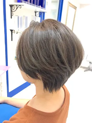 ショート 鈴木 絢奈のヘアスタイル
