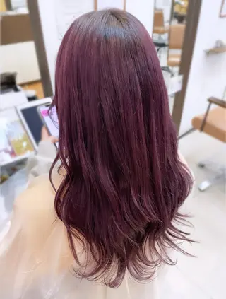 ロング カラー SOYON なんば店所属・水島 真彩のヘアスタイル