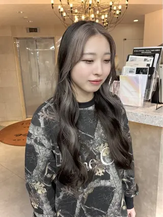 ロング カラー 韓国/レイヤー/ 透明感🩶ひかる🩶のヘアスタイル