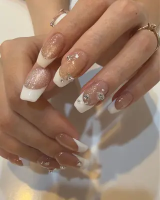 ネイル nalu🐚 京橋｜Rommyのネイルデザイン