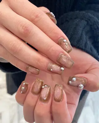 ネイル カンナ【Y2Kネイル /コーンロウ】のネイルデザイン