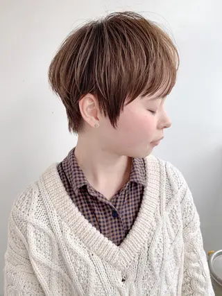 ショート カラー ショート/レイヤー なら石井知希のヘアスタイル