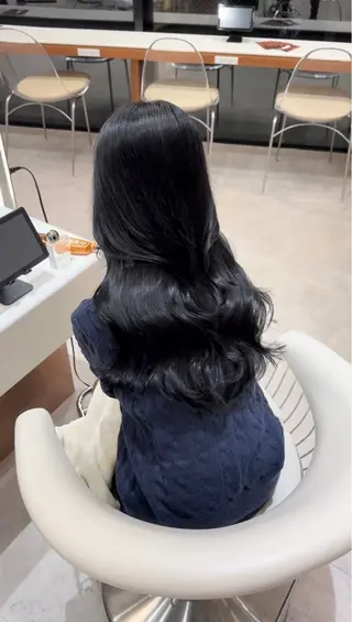 ロング カラー RAFTOKYO 渋谷所属・RAFTOKYO 小林  梓のヘアスタイル