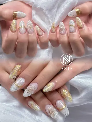 セミロング AMIA BEAUTY SALON所属・🌟AMIA BEAUTY🌟のネイルデザイン