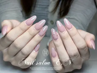 ネイル E.N🦋 長さ出し/持ち込みのネイルデザイン