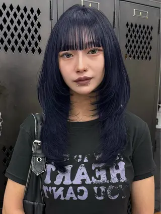 セミロング カラー ウルフ/レイヤー ⚡️ITSUKU⚡️のヘアスタイル