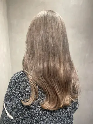 ロング カラー hisano / ハイトーン･透明感のヘアスタイル