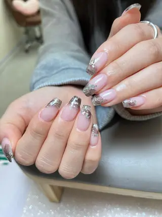 ネイル Flowerネイルサロン所属・. yukiのネイルデザイン