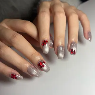 ネイル 本多 菜月のネイルデザイン