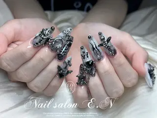 ネイル E.N🦋 長さ出し/持ち込みのネイルデザイン