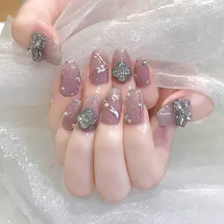 ネイル Kanon 🤍のネイルデザイン