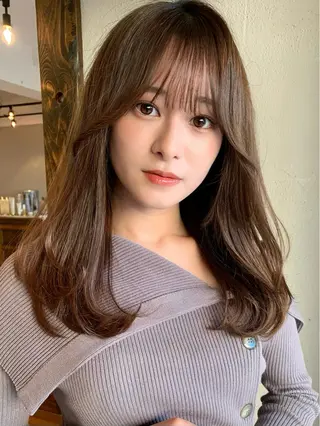 ロング カラー 透明感/オリーブ/ グレージュ/YUKAのヘアスタイル