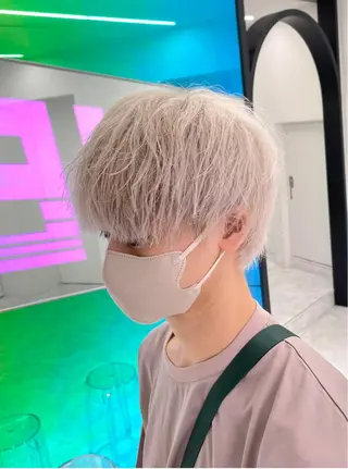 ショート カラー 🤍💕ブリーチカラ ーAyaka💕🤍のヘアスタイル