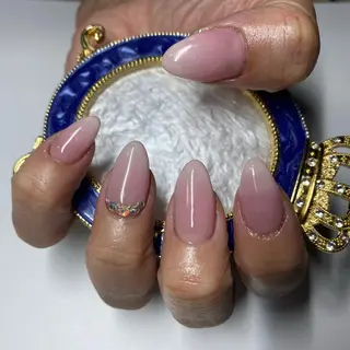 ミディアム 古川 真理枝のネイルデザイン