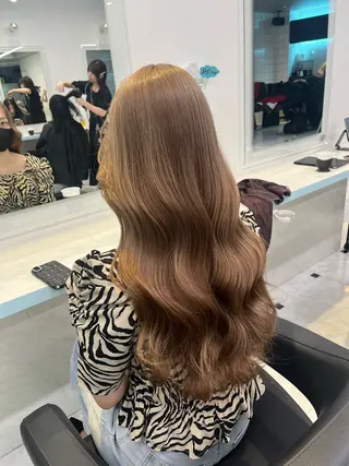 ロング カラー ブリーチカラー 🩵MIZUKIのヘアスタイル