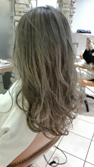 ミディアム カラー ヘアアレンジ 【髪質改善美容師】t occa茨木篠原健太のヘアスタイル