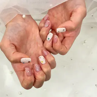 ネイル Luna 烏丸店所属・竹田 美羽のネイルデザイン