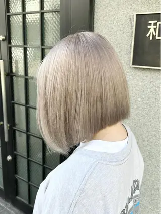 ショート カラー Via officialのヘアスタイル