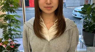 セミロング リン🔔ボブ cut ベージュカラー🤎のヘアスタイル