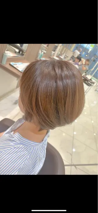 ショート ✨白髪ぼかし脱白髪/ 山口智弘✨のヘアスタイル