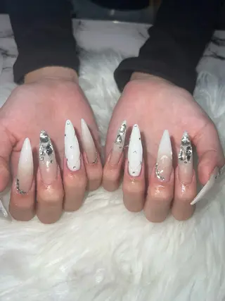 ネイル 7nail (ϋ)/のネイルデザイン