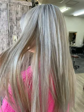 ロング N-plants 楓のヘアスタイル