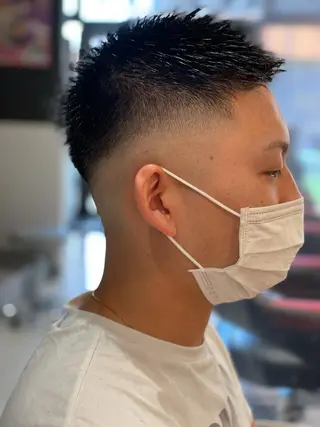 ショート メンズ メンズヘア特化 崎田 成人のヘアスタイル