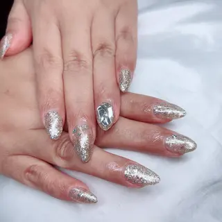 ネイル artnailgallery所属・gallery Yumiのネイルデザイン