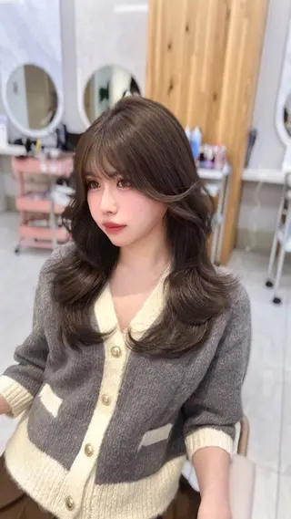 ロング レイヤーカット/ 顔まわり/アオイのヘアスタイル