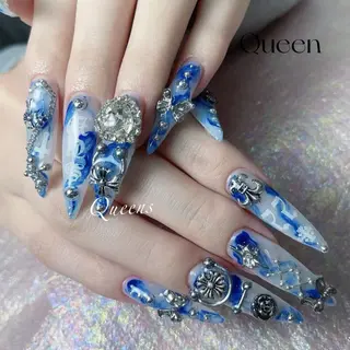 ネイル Queens ゲンのネイルデザイン