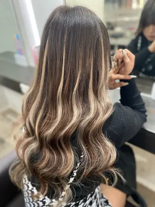 ロング Yurika /グランディールのヘアスタイル