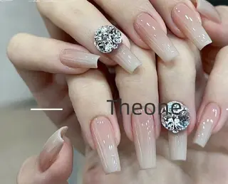 ネイル Theone栄店 松田のネイルデザイン